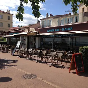 Lägenhetshotell Caffe Riviera